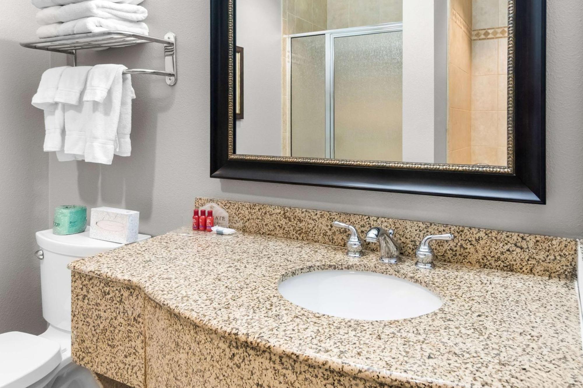 Big Country Hotel & Suites, Surestay Collection By BW Abilene Exterior photo